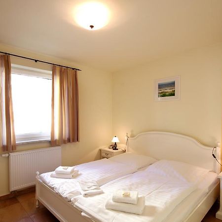 Apartmenthaus Hus Uebi By Rujana Binz Dış mekan fotoğraf