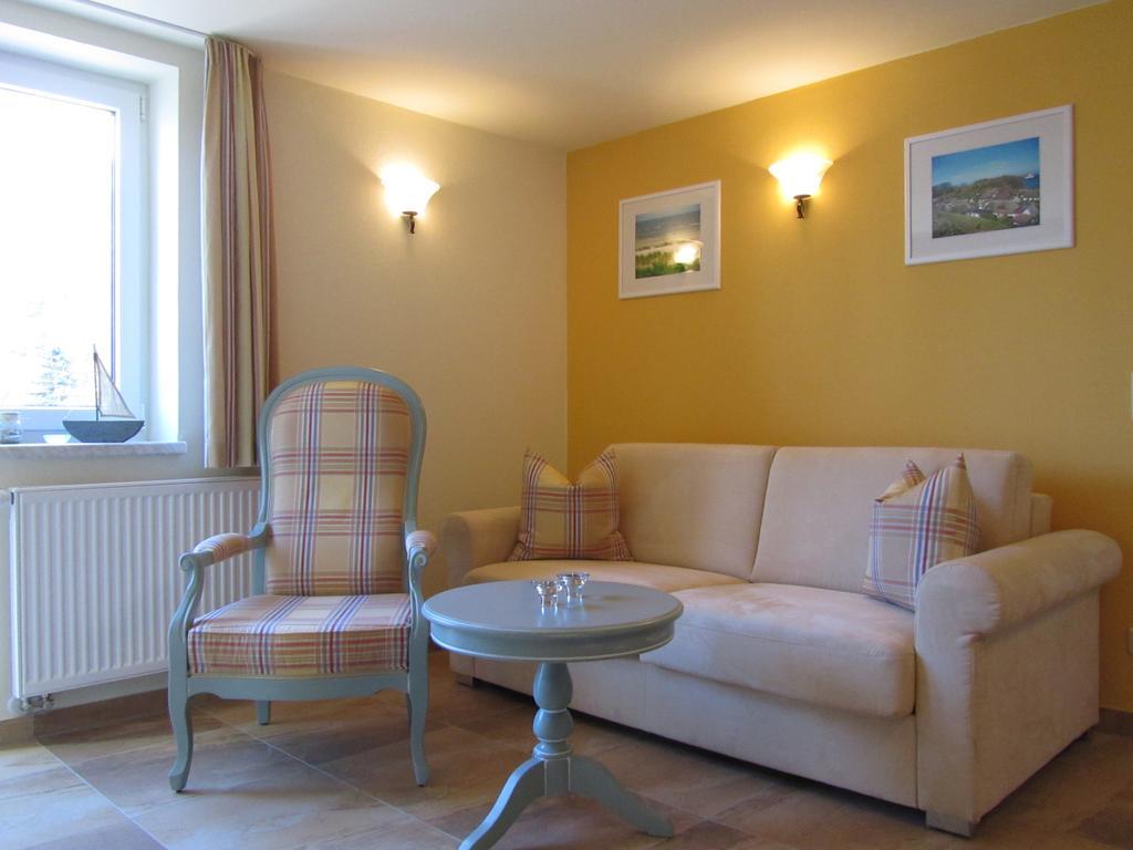 Apartmenthaus Hus Uebi By Rujana Binz Oda fotoğraf
